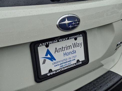 Used 2023 Subaru Forester Premium AWD/4WD image 32