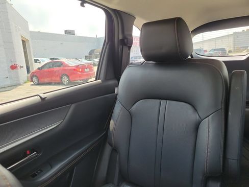 Used 2024 MAZDA CX-90 Plug-In Hybrid w/ Premium Pkg AWD/4WD image 5