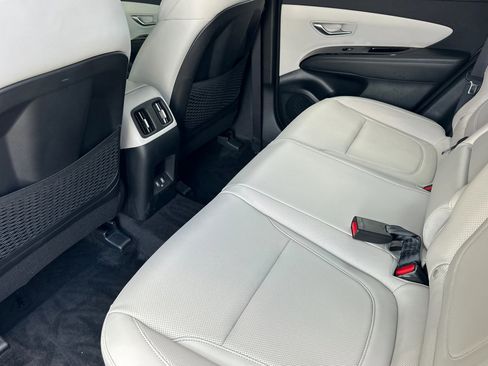 Used 2023 Hyundai Tucson SEL AWD/4WD image 12