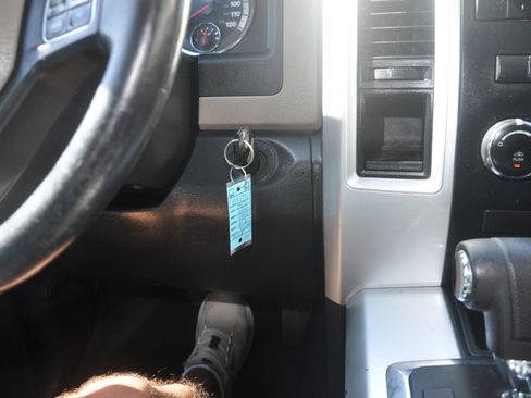 Used 2012 RAM 1500 Big Horn w/ Remote Start & Security Group RWD image 37
