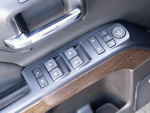 Used 2019 GMC Sierra 3500 Denali w/ Duramax Plus Package image 17