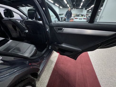 Used 2014 Mercedes-Benz C 300 4MATIC Sedan image 27
