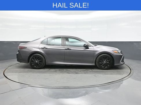 Certified 2022 Toyota Camry LE image 8