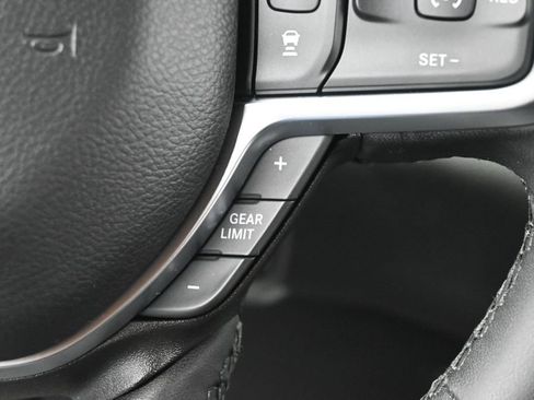 Used 2025 RAM 1500 Big Horn AWD/4WD image 20