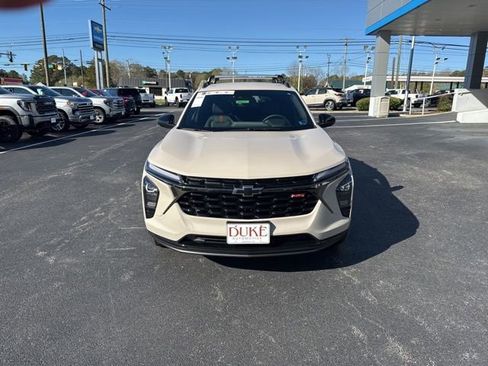 New 2026 Chevrolet Trax RS w/ Driver Confidence Package FWD image 13