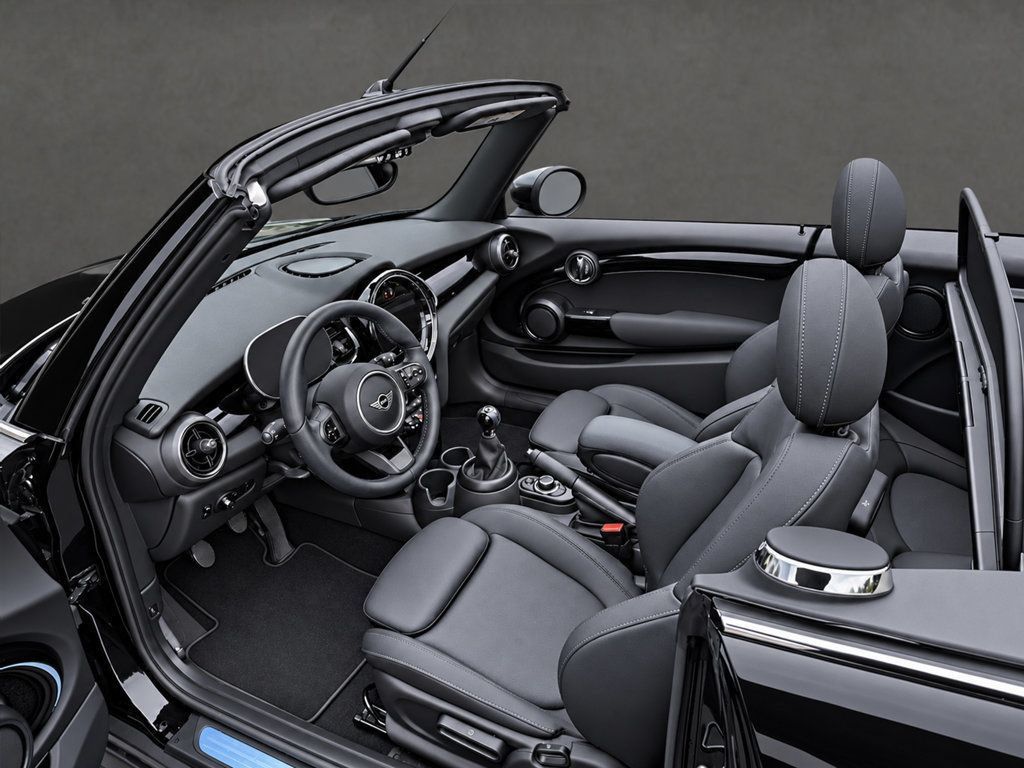 Used 2024 MINI Cooper S FWD image 6