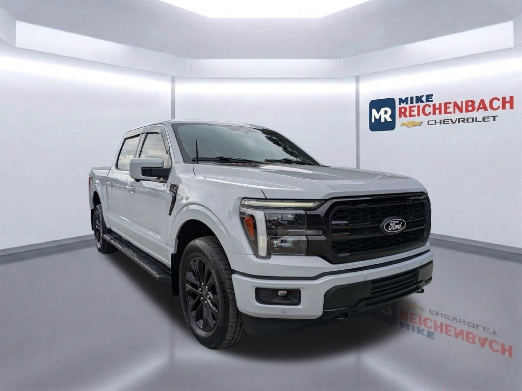 Used 2025 Ford F150 Lariat w/ Equipment Group 502A High AWD/4WD image 2