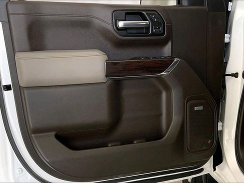 Used 2020 GMC Sierra 1500 SLT w/ SLT Premium Plus Package image 25