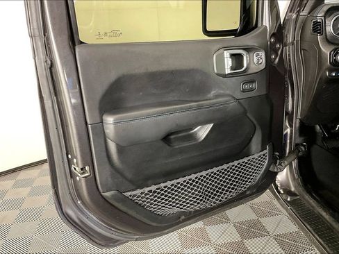 Used 2021 Jeep Wrangler Unlimited Rubicon 4xe w/ Cold Weather Group AWD/4WD image 21