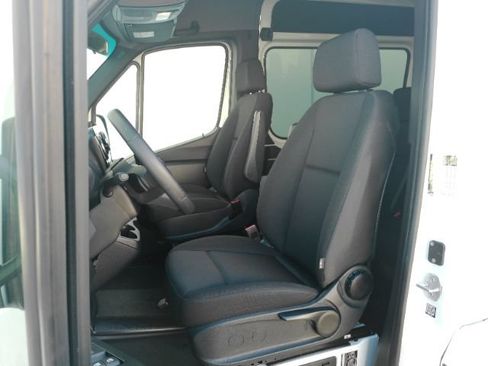 Used 2026 Mercedes-Benz Sprinter 2500 image 20