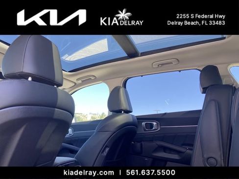 New 2026 Kia Sorento SX image 15
