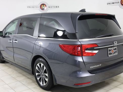 Used 2023 Honda Odyssey EX-L image 4