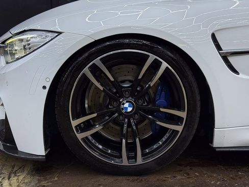 Used 2017 BMW M3 RWD image 2
