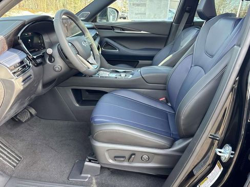 New 2026 INFINITI QX60 Sport w/ Dark Cargo Package image 12