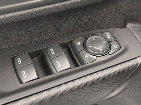 Certified 2025 Chevrolet Silverado 2500 Custom w/ Custom Value Package image 12