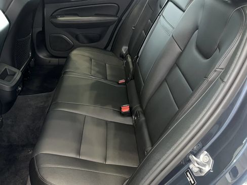 Used 2020 Volvo S60 T5 Momentum FWD image 28