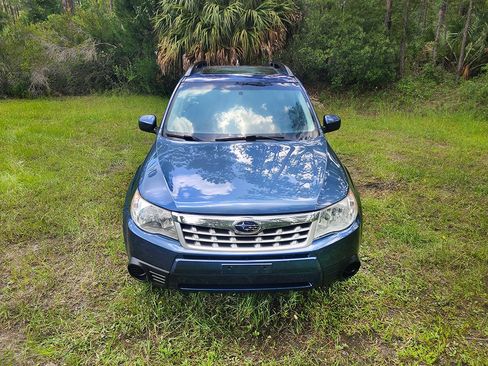 Used 2012 Subaru Forester 2.5X Premium AWD/4WD image 2