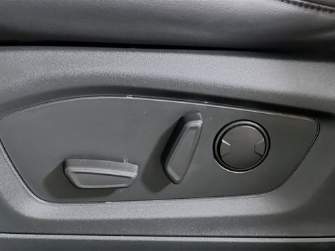 Used 2023 Ford Explorer XLT w/ Equipment Group 202A image 16