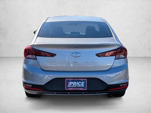 Used 2020 Hyundai Elantra SE image 6