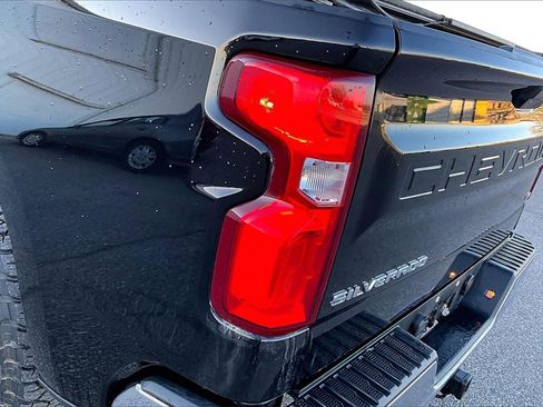 Used 2019 Chevrolet Silverado 1500 LTZ w/ LTZ Convenience Package image 25