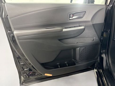 Certified 2022 Toyota Sienna XLE Woodland Edition AWD/4WD image 13
