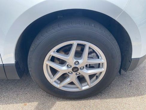 Certified 2024 Ford Edge SEL w/ Convenience Package AWD/4WD image 4