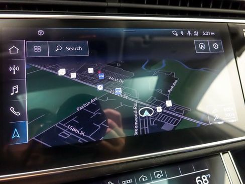 Used 2023 Audi Q8 Premium w/ Convenience Package image 20