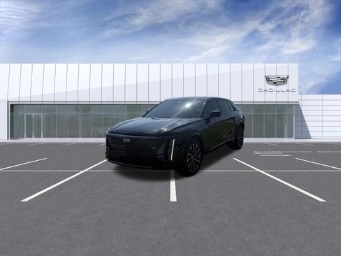 Certified 2024 Cadillac Lyriq Sport AWD/4WD image 6