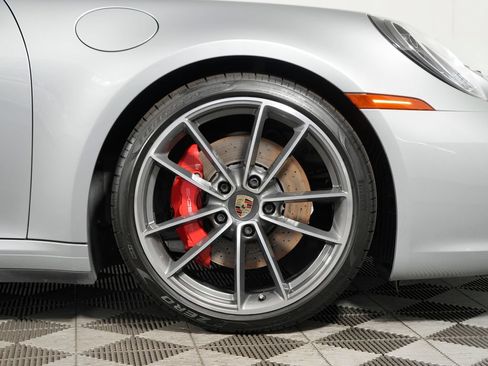 Certified 2020 Porsche 911 Carrera 4S AWD/4WD image 23