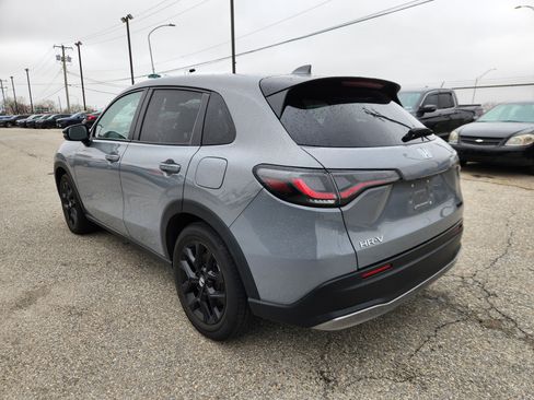 Used 2024 Honda HR-V Sport image 3