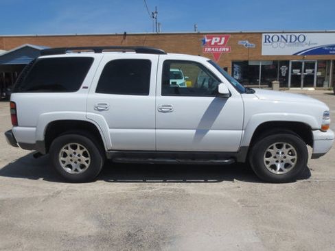 Used 2006 Chevrolet Tahoe Z71 w/ Z71 Preferred Equipment Group AWD/4WD image 1
