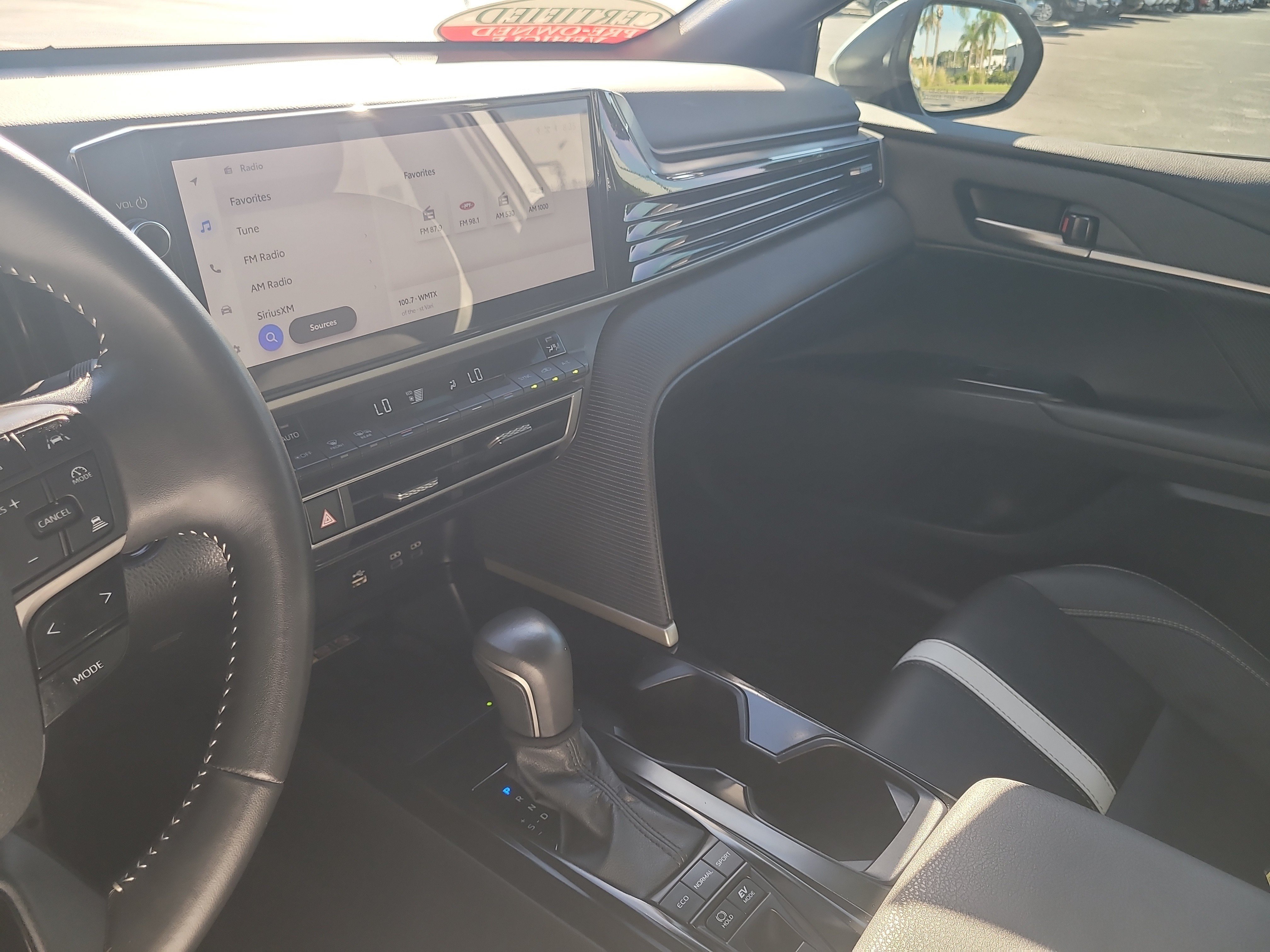 Used 2025 Toyota Camry SE w/ Multimedia Upgrade Package FWD image 21