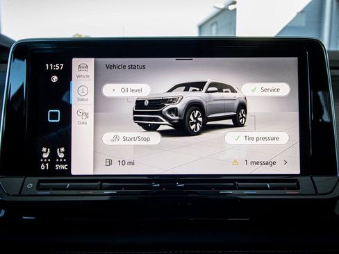 New 2026 Volkswagen Atlas Cross Sport SE image 40