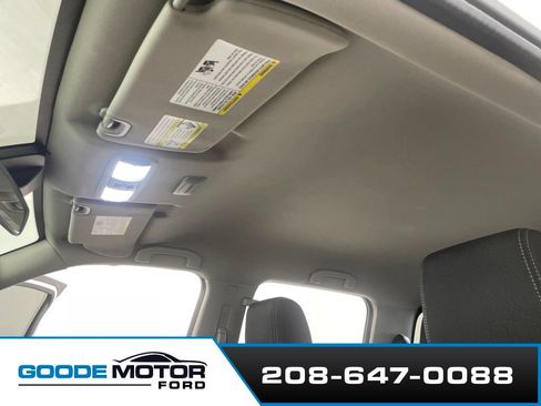 Used 2022 Nissan Frontier SV w/ Technology Package AWD/4WD image 19