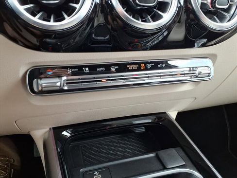 Used 2024 Mercedes-Benz GLA 250 image 25