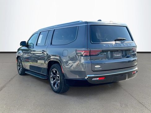 Certified 2023 Jeep Wagoneer L Series III w/ Preferred Equipment Group AWD/4WD image 5