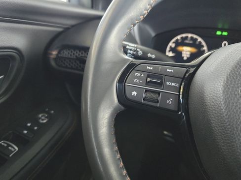 Used 2023 Honda HR-V Sport image 40