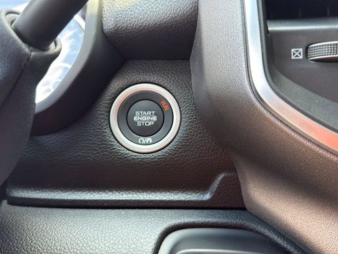 New 2025 RAM 2500 Big Horn AWD/4WD image 24