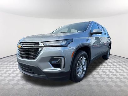 Used 2023 Chevrolet Traverse LT