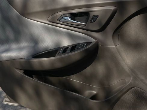 Used 2024 Chevrolet Malibu LT image 21