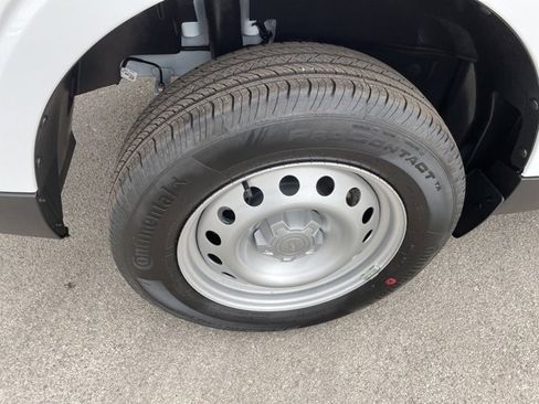 New 2026 Ford Maverick XL image 18