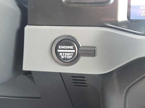 Used 2023 Ford Bronco Everglades AWD/4WD image 43