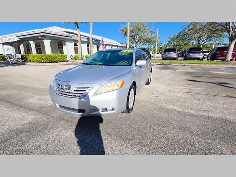 Used 2009 Toyota Camry image 46