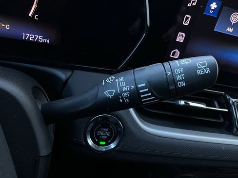 Used 2025 Chevrolet TrailBlazer LT image 34