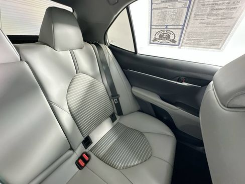 Used 2023 Toyota Camry SE w/ Convenience Package FWD image 14