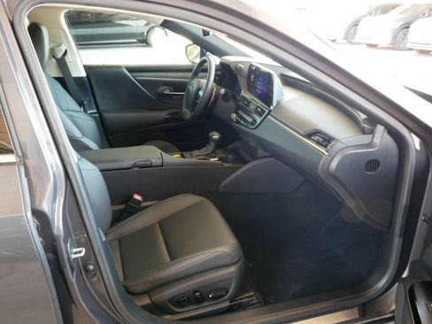 Used 2023 Lexus ES 250 w/ Premium Package AWD/4WD image 10