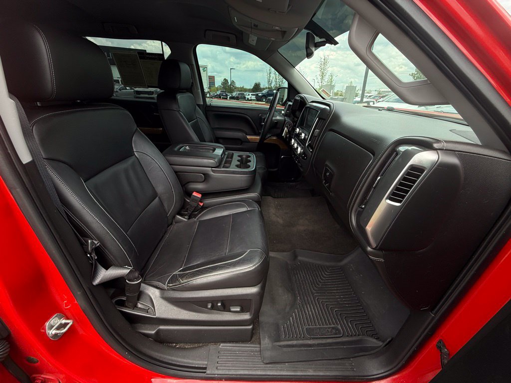 Used 2018 Chevrolet Silverado 1500 LTZ AWD/4WD image 31