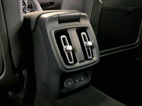 Used 2022 Polestar Polestar 2 w/ Plus Package AWD/4WD image 34