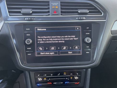 Used 2022 Volkswagen Tiguan SE AWD/4WD image 27