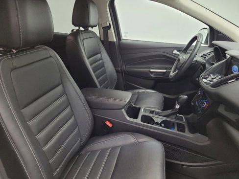 Used 2017 Ford Escape Titanium image 21